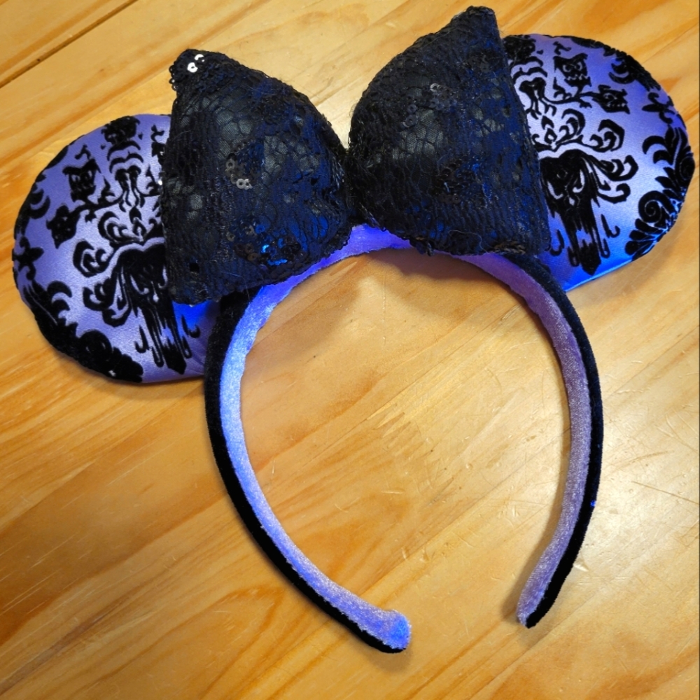 Disney Haunted Mansion Minnie Ears Headband